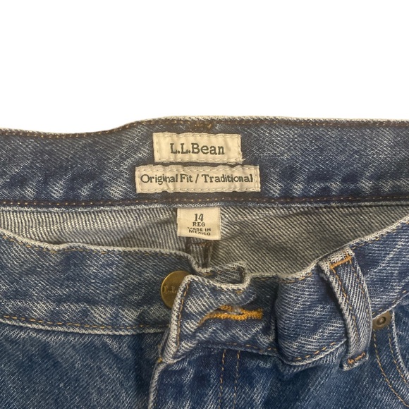 L.L. Bean original/ traditional 14R.   -9 - Picture 2 of 2